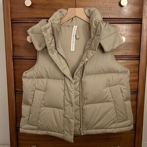 Lululemon Puffer vest 4